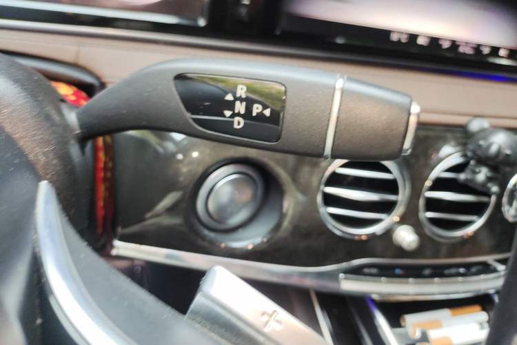 Used Mercedes-Benz Maybach S-Class 2015 S 400 4MATIC Gear Lever
