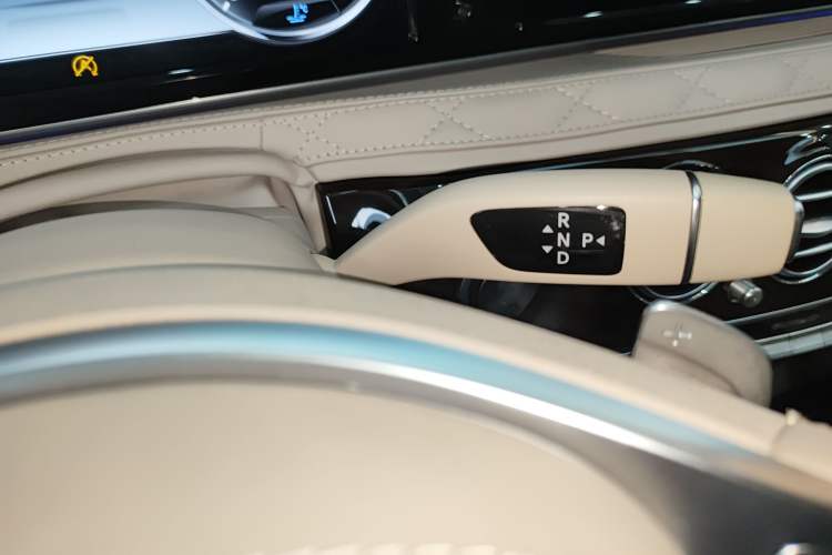 Used Mercedes-Benz Maybach S-Class 2015 S 600 Gear Lever