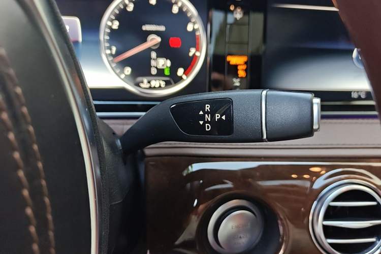 Used Mercedes-Benz Maybach S-Class 2015 S 400 4MATIC Gear Lever