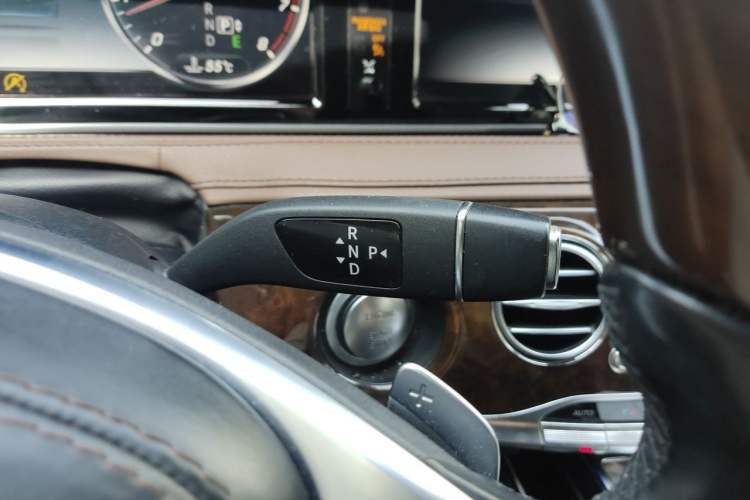 Used Mercedes-Benz Maybach S-Class 2015 S 400 4MATIC Gear Lever