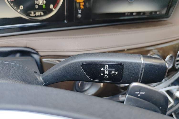 Used Mercedes-Benz Maybach S-Class 2015 S 400 4MATIC Gear Lever