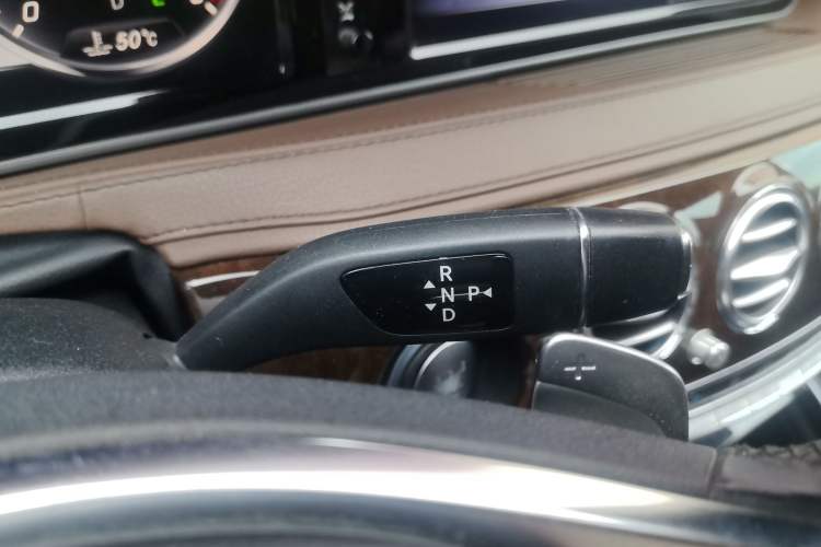 Used Mercedes-Benz Maybach S-Class 2015 S 400 4MATIC Gear Lever