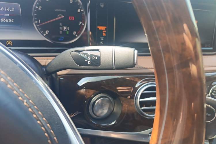 Used Mercedes-Benz Maybach S-Class 2015 S 400 4MATIC Gear Lever