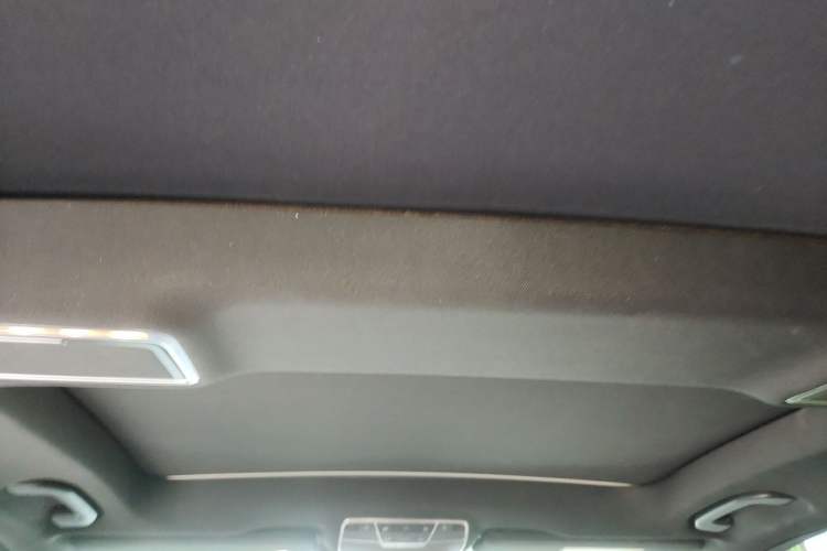 Used Mercedes-Benz Maybach S-Class 2015 S 400 4MATIC Headliner