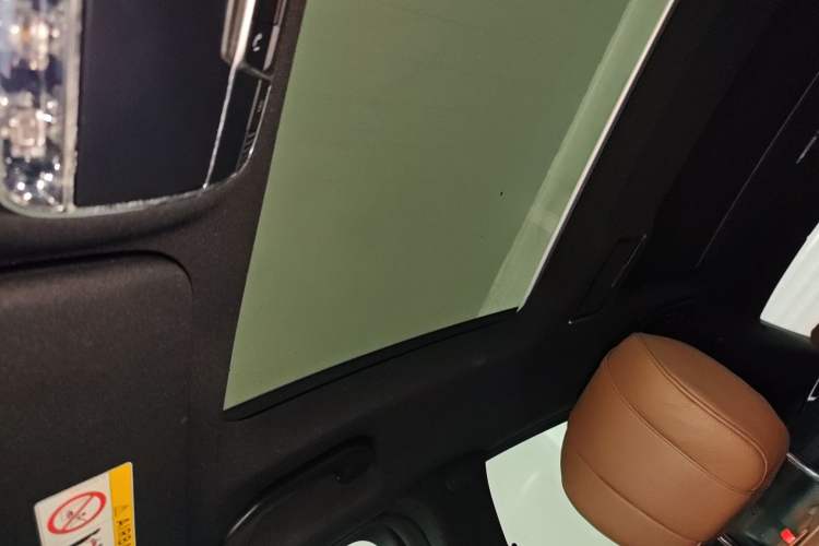 Used Mercedes-Benz Maybach S-Class 2015 S 400 4MATIC Headliner