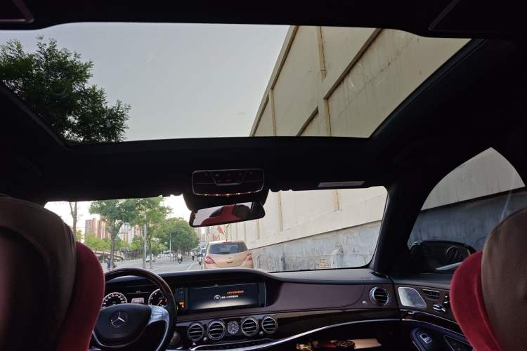 Used Mercedes-Benz Maybach S-Class 2015 S 400 4MATIC Headliner