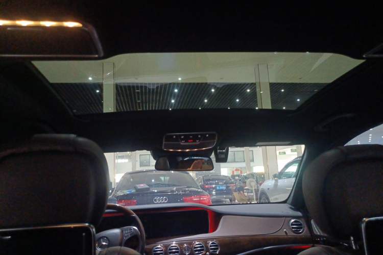 Used Mercedes-Benz Maybach S-Class 2015 S 400 4MATIC Headliner