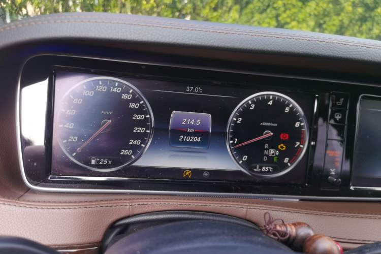 Used Mercedes-Benz Maybach S-Class 2015 S 500 4MATIC Instrument Cluster