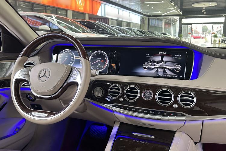 Used Mercedes-Benz Maybach S-Class 2015 S 500 4MATIC Interior 2