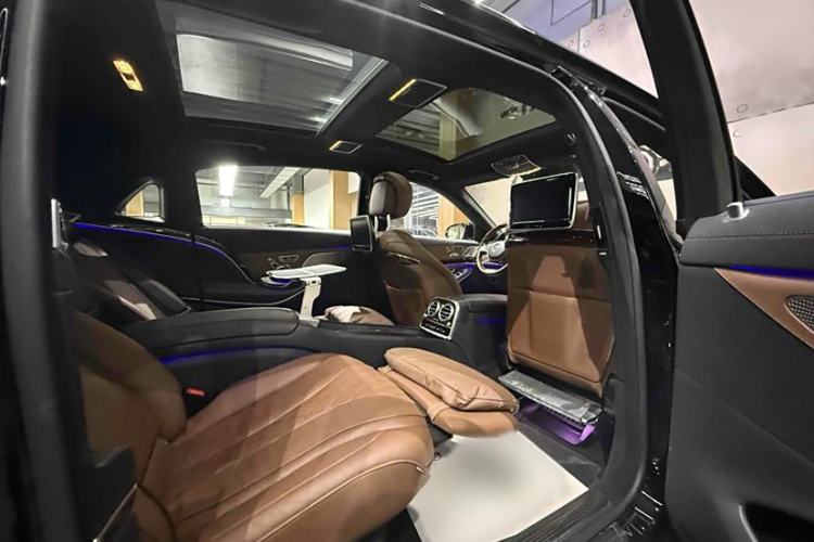 Used Mercedes-Benz Maybach S-Class 2015 S 500 4MATIC Interior 4