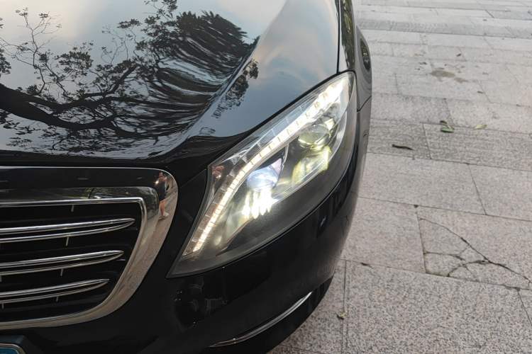 Used Mercedes-Benz Maybach S-Class 2015 S 400 4MATIC Left Front Headlight