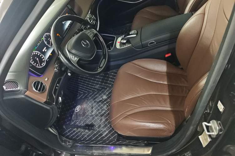 Used Mercedes-Benz Maybach S-Class 2015 S 400 4MATIC Left Front Seat