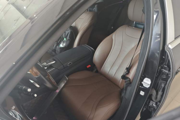 Used Mercedes-Benz Maybach S-Class 2015 S 400 4MATIC Left Front Seat