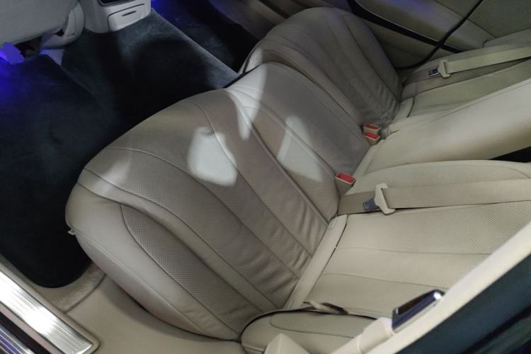 Used Mercedes-Benz Maybach S-Class 2015 S 400 4MATIC Left Rear Seat