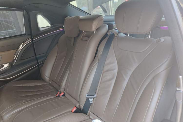 Used Mercedes-Benz Maybach S-Class 2015 S 400 4MATIC Left Rear Seat