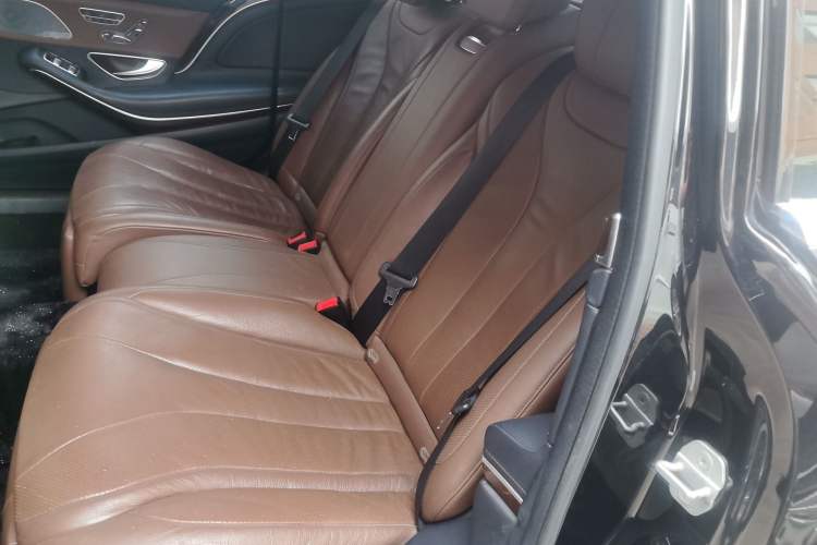Used Mercedes-Benz Maybach S-Class 2015 S 400 4MATIC Left Rear Seat