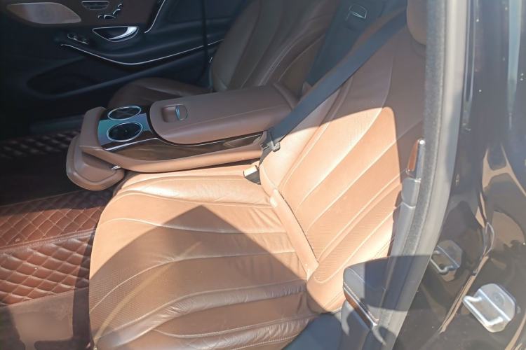 Used Mercedes-Benz Maybach S-Class 2015 S 400 4MATIC Left Rear Seat