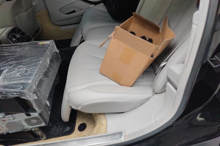 Used Mercedes-Benz Maybach S-Class 2015 S 400 4MATIC Left Rear Seat