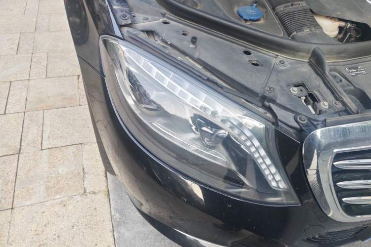 Used Mercedes-Benz Maybach S-Class 2015 S 400 4MATIC Right Front Headlight