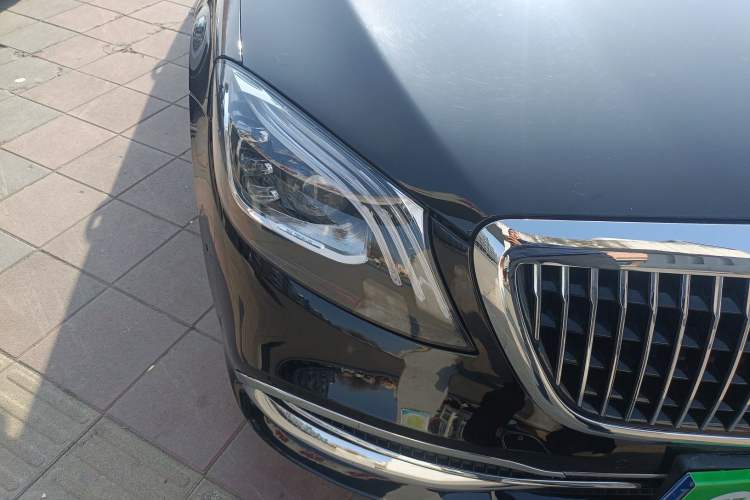 Used Mercedes-Benz Maybach S-Class 2015 S 400 4MATIC Right Front Headlight