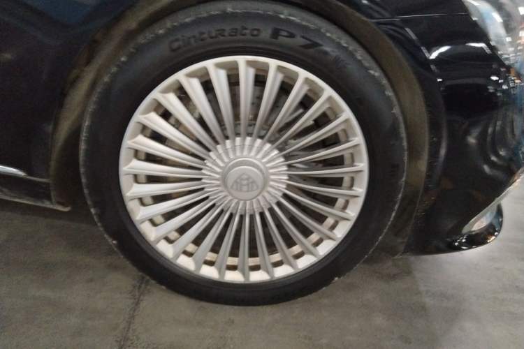 Used Mercedes-Benz Maybach S-Class 2015 S 400 4MATIC Right Front Wheel Hub