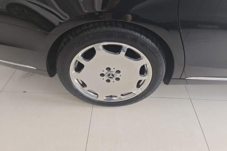 Used Mercedes-Benz Maybach S-Class 2015 S 400 4MATIC Right Rear Wheel Hub