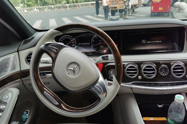 Used Mercedes-Benz Maybach S-Class 2015 S 400 4MATIC Steering Wheel