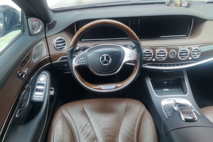 Used Mercedes-Benz Maybach S-Class 2015 S 400 4MATIC Steering Wheel
