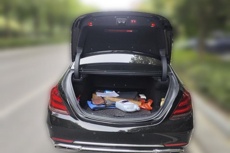 Used Mercedes-Benz Maybach S-Class 2015 S 400 4MATIC Trunk