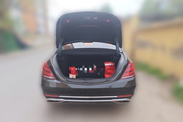 Used Mercedes-Benz Maybach S-Class 2015 S 400 4MATIC Trunk