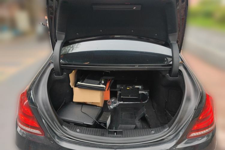 Used Mercedes-Benz Maybach S-Class 2015 S 400 4MATIC Trunk