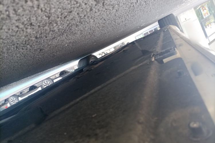 Used Mercedes-Benz Maybach S-Class 2015 S 400 4MATIC Chassis Rear Left