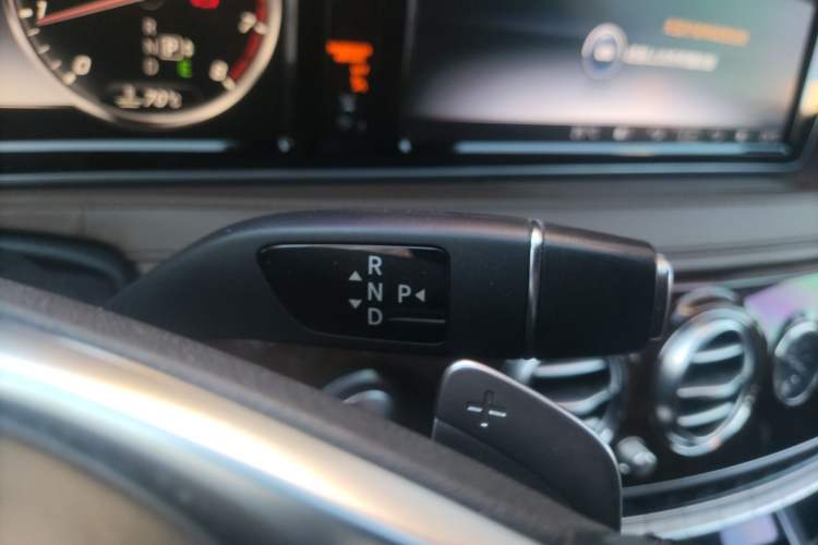 Used Mercedes-Benz Maybach S-Class 2015 S 400 4MATIC Gear Lever