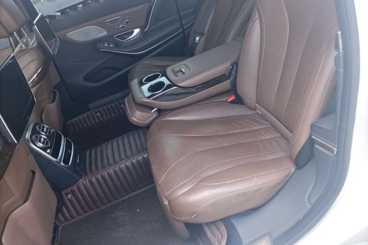 Used Mercedes-Benz Maybach S-Class 2015 S 400 4MATIC Left Rear Seat