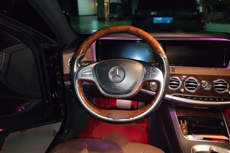 Used Mercedes-Benz Maybach S-Class 2015 S 400 4MATIC Steering Wheel