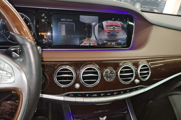 Used Mercedes-Benz Maybach S-Class 2016 S 400 4MATIC Audio And AC Panel