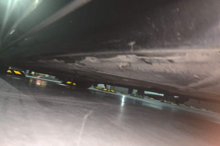 Used Mercedes-Benz Maybach S-Class 2016 S 400 4MATIC Chassis Rear Left
