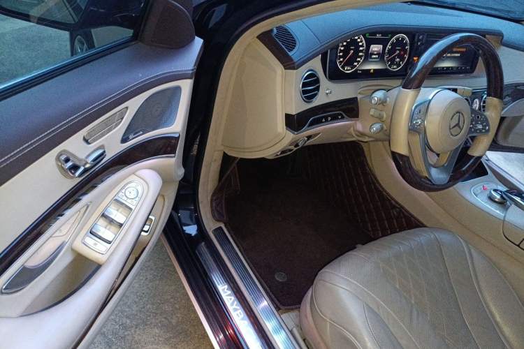 Used Mercedes-Benz Maybach S-Class 2016 S 400 4MATIC Driver Seat