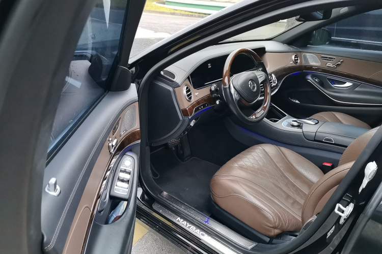 Used Mercedes-Benz Maybach S-Class 2016 S 400 4MATIC Driver Seat