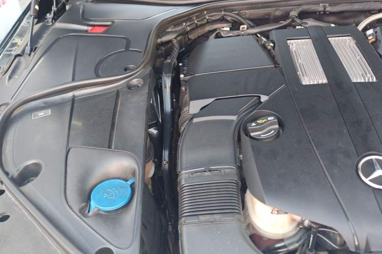 Used Mercedes-Benz Maybach S-Class 2016 S 400 4MATIC Engine Bay Right
