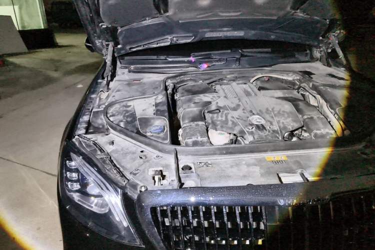 Used Mercedes-Benz Maybach S-Class 2016 S 400 4MATIC Engine Bay Right