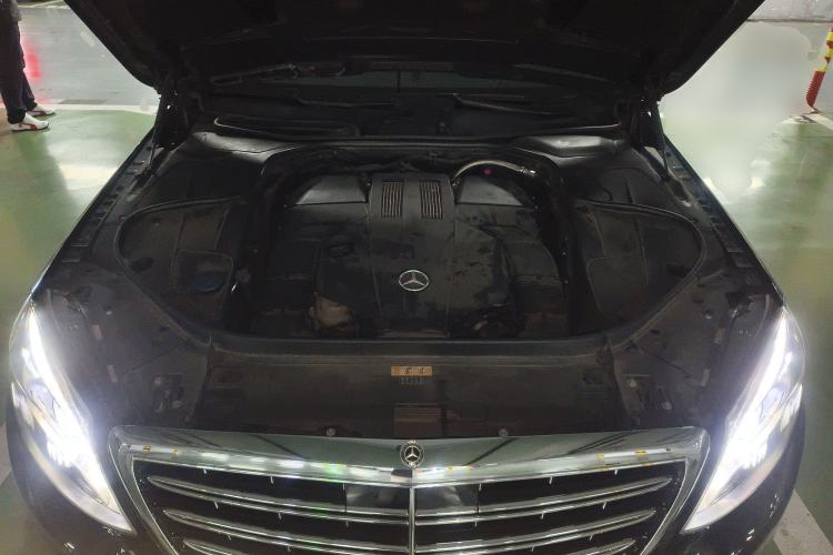 Used Mercedes-Benz Maybach S-Class 2016 S 400 4MATIC Engine Bay