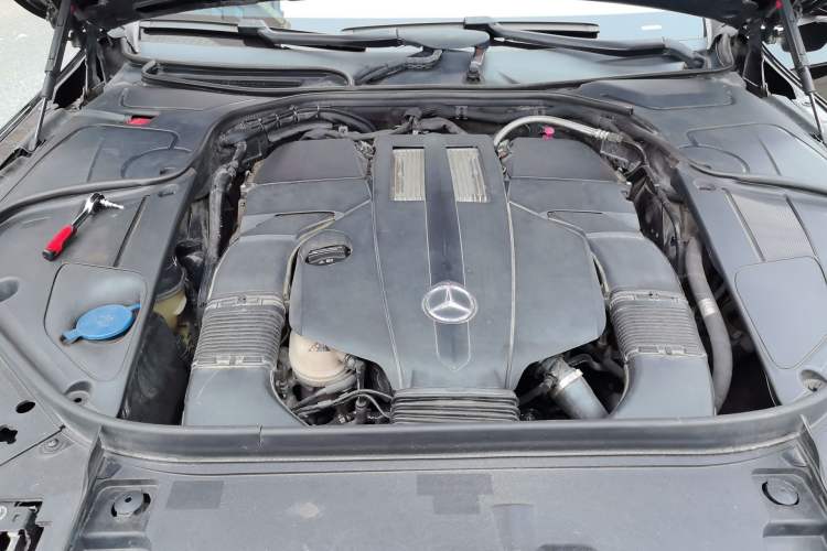 Used Mercedes-Benz Maybach S-Class 2016 S 400 4MATIC Engine Bay