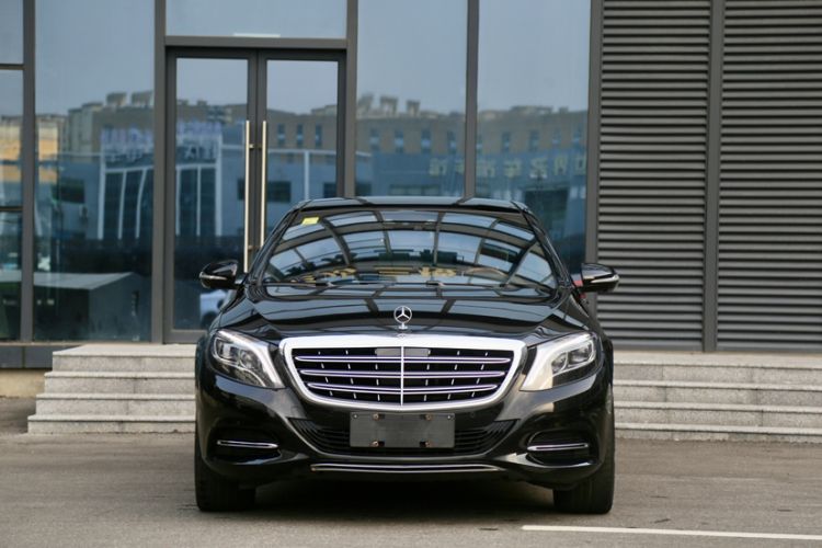 Used Mercedes-Benz Maybach S-Class 2016 S 400 4MATIC Exterior 2