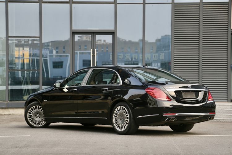 Used Mercedes-Benz Maybach S-Class 2016 S 400 4MATIC Exterior 4