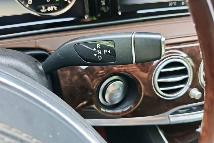 Used Mercedes-Benz Maybach S-Class 2016 S 400 4MATIC Gear Lever