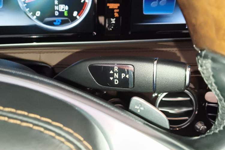 Used Mercedes-Benz Maybach S-Class 2016 S 400 4MATIC Gear Lever