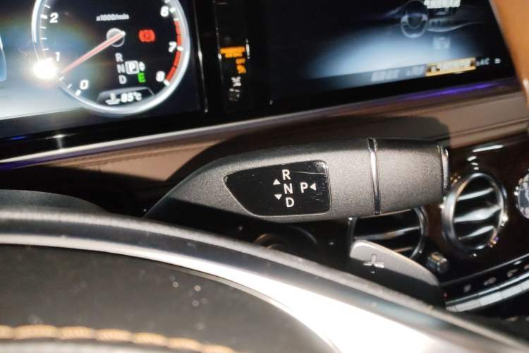 Used Mercedes-Benz Maybach S-Class 2016 S 400 4MATIC Gear Lever