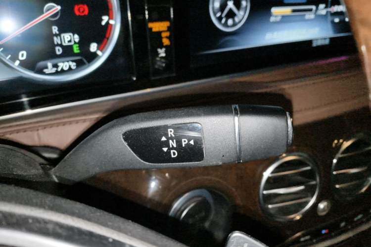 Used Mercedes-Benz Maybach S-Class 2016 S 400 4MATIC Gear Lever