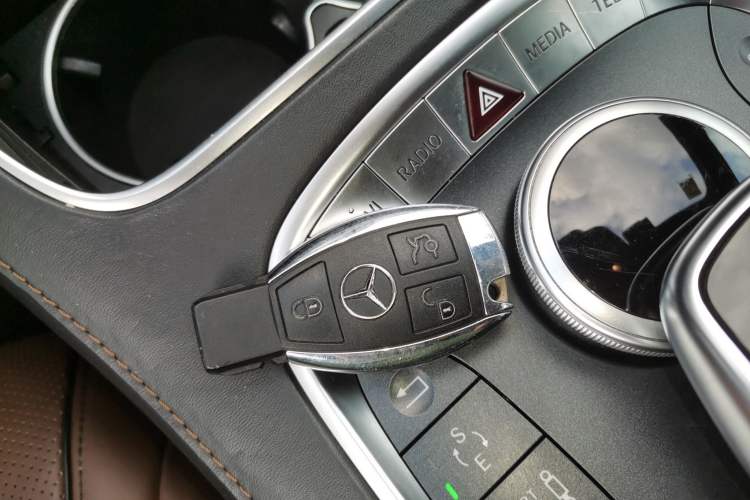 Used Mercedes-Benz Maybach S-Class 2016 S 400 4MATIC Interior 1